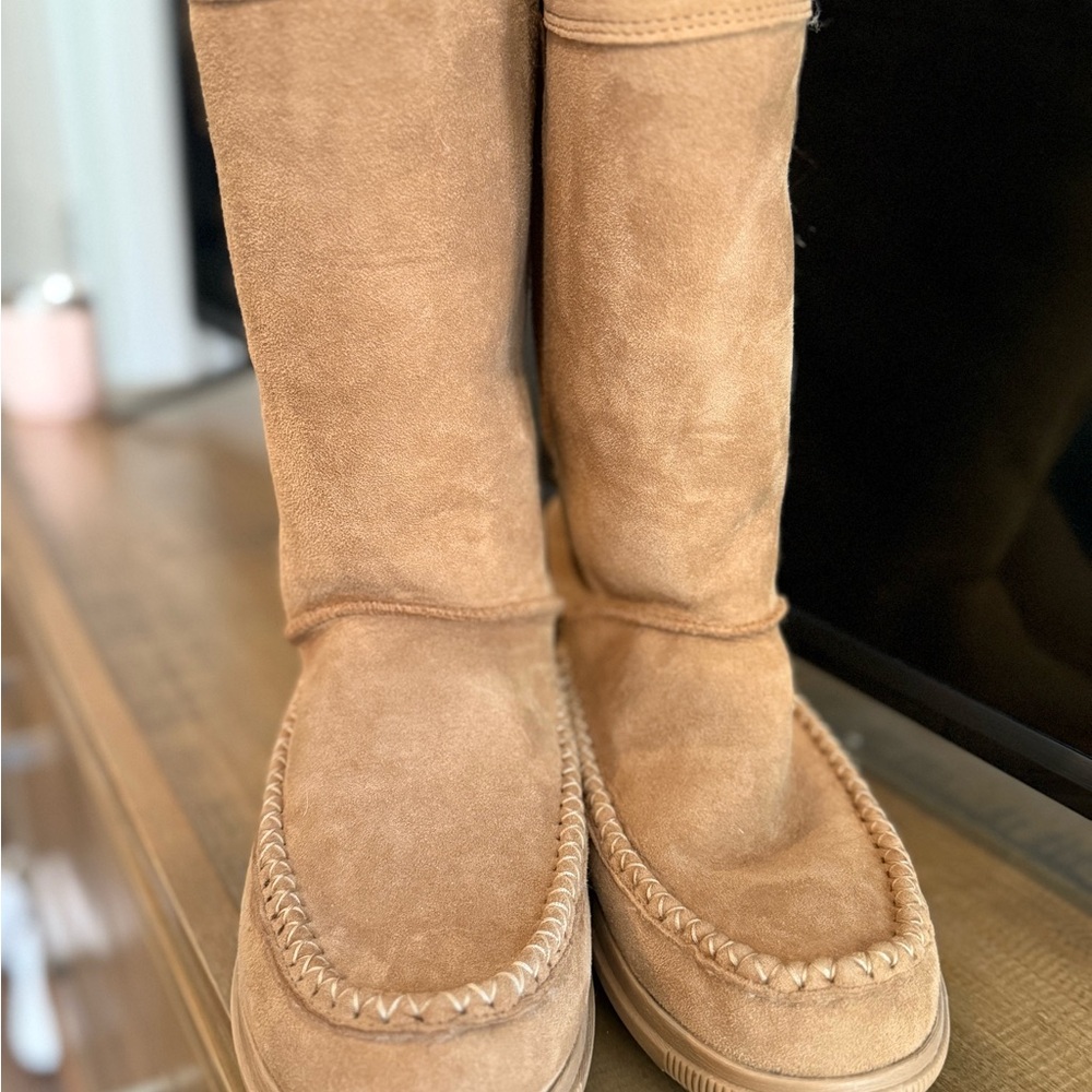 Manitobah Tan Suede Shearling Moccasin Boots